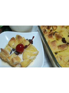 Foto resep Bread Pudding with Vanilla Sauce