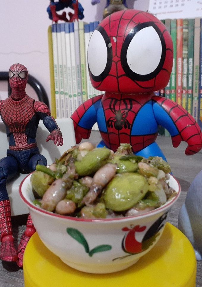 Foto resep Sambel baby cumi hijau plus pete..