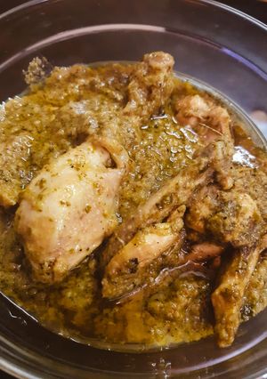 A picture of Green Masala Chicken.