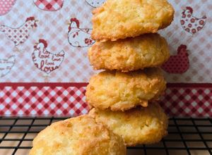 Una foto de Pancitos de queso inspirados en chipa 🧀 Chipacitos ricos en proteínas y grasas naturales, low carb