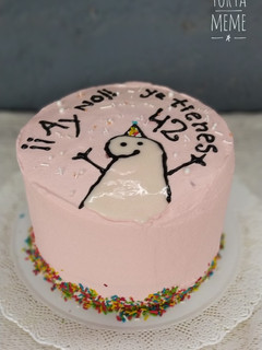 Una foto de Torta de cumpleaños Meme