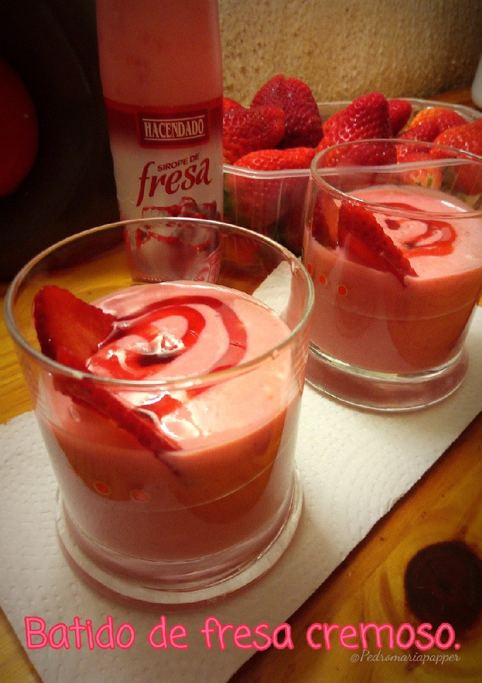Una foto de Batido de fresas cremoso.(con y sin Thermomix)