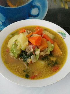 Una foto de Verduras guisadas con patatas al curry