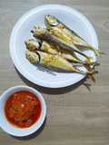 Ikan Geronggong Goreng sambal tomat