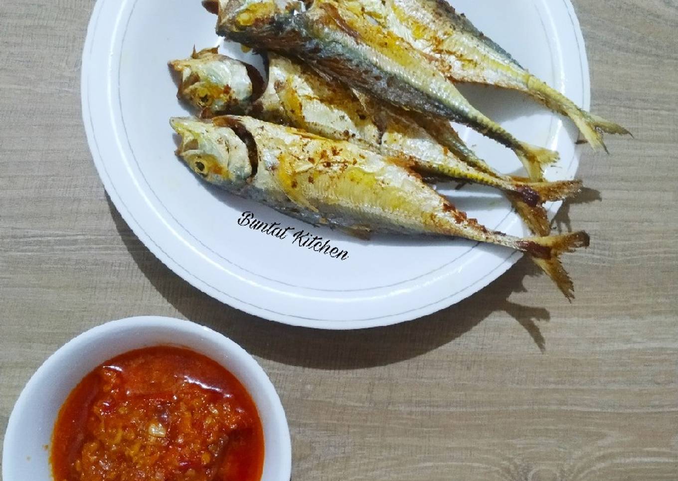 Ikan Geronggong Goreng sambal tomat