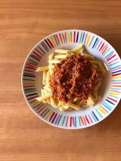 Una foto de Pasta con salsa boloñesa en Mambo