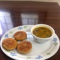 A picture of Dal bati.