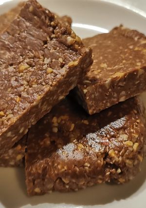 Φωτογραφία της συνταγής Σοκολατένιες Super Food μπάρες με ξηρούς καρπούς