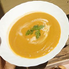 A picture of Roasted pumpkin soup.