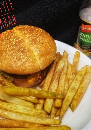 A picture of Street style bun kabab.
