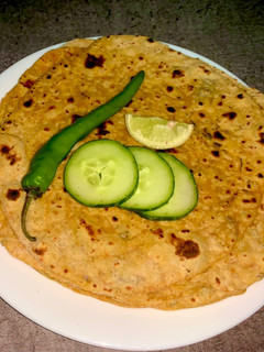 மசாலா தெப்லா(Masala thepla recipe in ntamil) செய்முறை முக்கிய புகைப்படம்