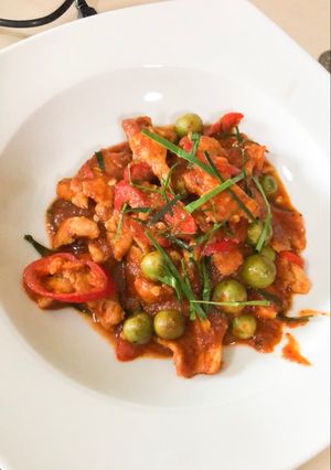 A picture of Panang Chicken Breast with Almond Milk.