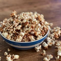 A picture of Caramel popcorn.