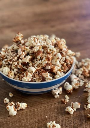 A picture of Caramel popcorn.