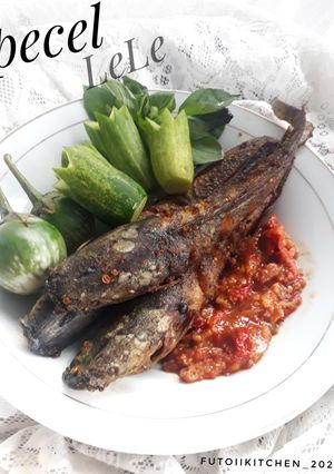 Foto resep Pecel Lele ala Tenda