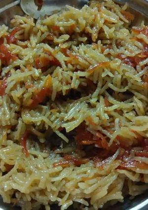 A picture of Sweet rice with Carrot and jaggery.