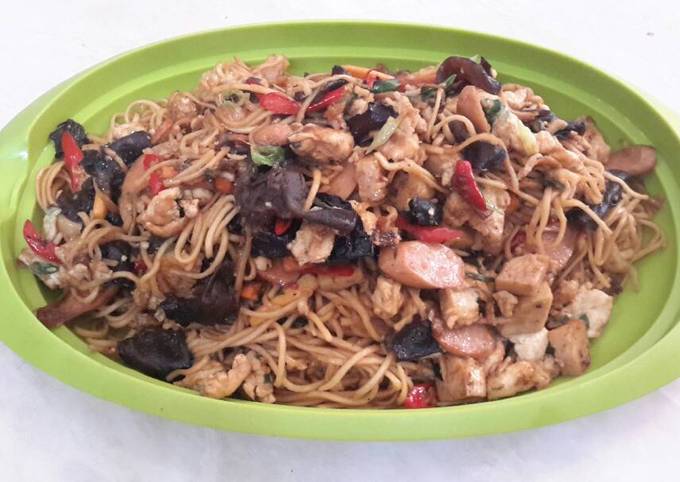 mie goreng kaya rasa