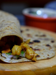A picture of Chapati Roll /Kati roll (with White Chana):.