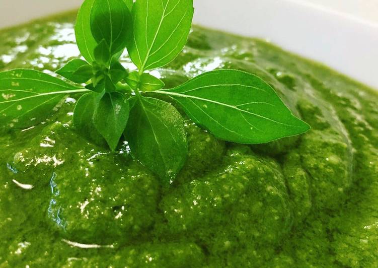 Steps to Make Qualsiasi sera della settimana Pesto di basilico per intolleranti al lattosio