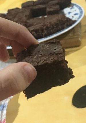 Una foto de Brownie fácil y rico