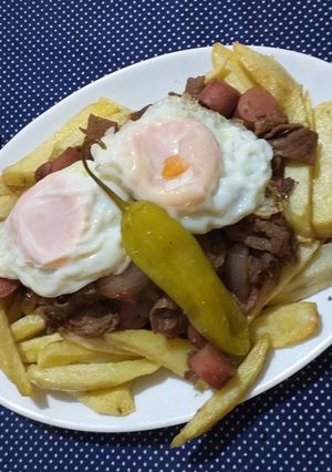Una foto de Pichanga caliente... especial para una reunión FAMILIAR