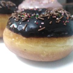 Donuts A picture of Donuts.