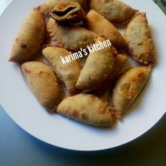 A picture of Nutella-filled pie.