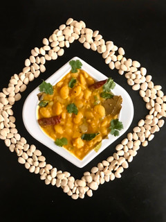 વાલ નું શાક (Val Shak Recipe In Gujarati) રેસીપી મુખ્ય ફોટો