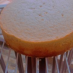 A picture of My easy vanilla cake recipe.