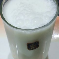 A picture of Simple dahi ki lassi.