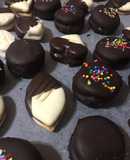 Galletitas y alfajores de maicena y leche condensada sabor limón