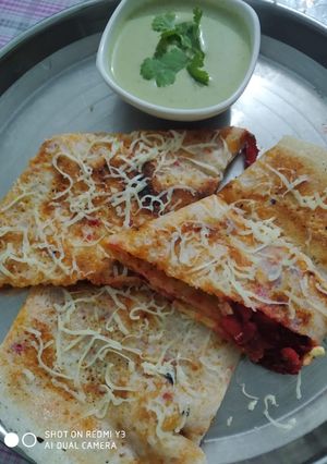 ચીઝ ઢોસા(Cheese Dosa Recipe in Gujarati) રેસીપી મુખ્ય ફોટો