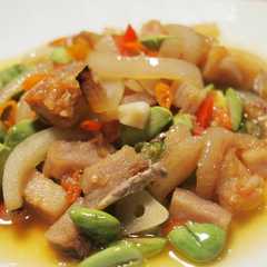 Tumis Pedas Jambal Petai রেসিপির প্রধান ছবি
