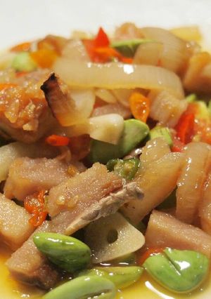 Foto resep Tumis Pedas Jambal Petai