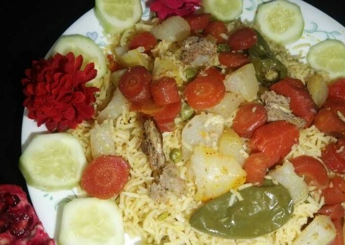 Vegetables chicken rice