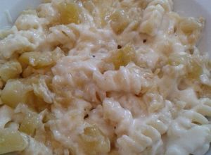 Foto de Fusilli ao molho alfredo e abobrinha
