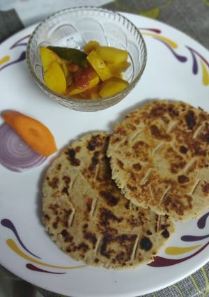 A picture of Bhakri.