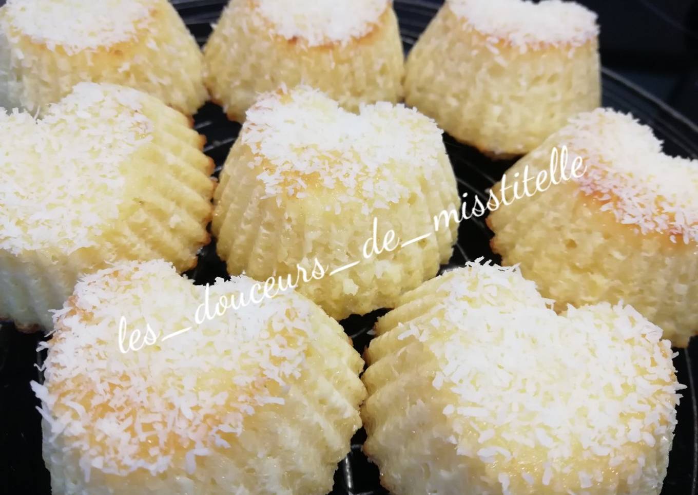 Cœurs à la semoule et à la noix de coco