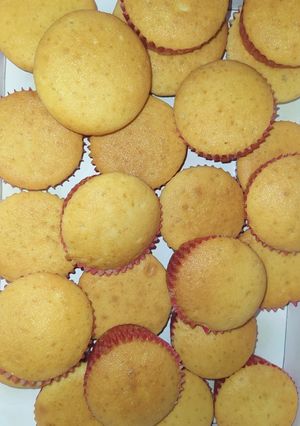 A picture of Moist Cupcakes.