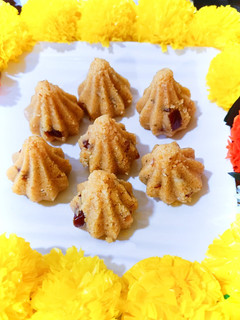 A picture of Moong dal modak.