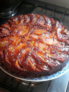 Una foto de Torta invertida de manzana🍎🍏