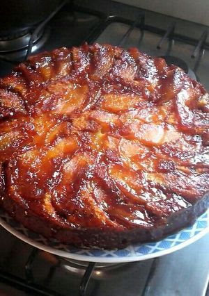 Una foto de Torta invertida de manzana🍎🍏