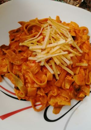 عکسی از دستور پاستا گوجه