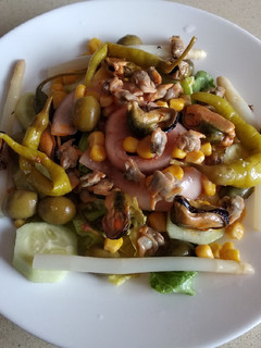 Una foto de Ensalada marinera