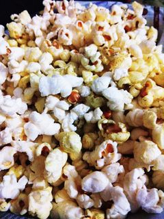 A picture of Homemade butter popcorn.