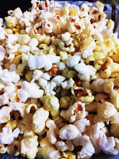 A picture of Homemade butter popcorn.