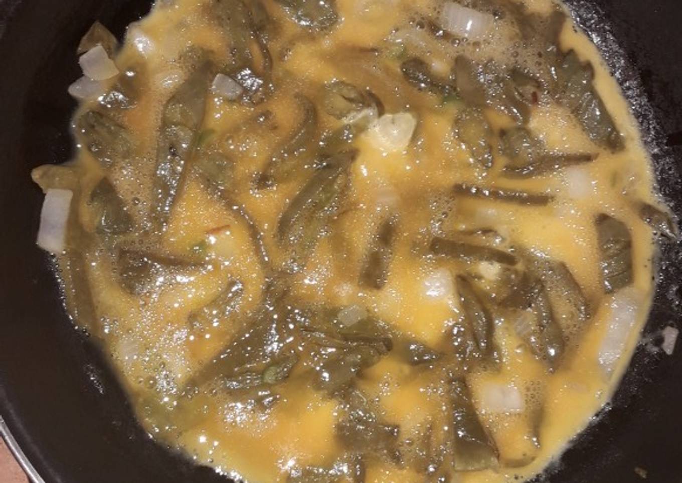 Omelette de nopales