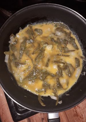 Una foto de Omelette de nopales