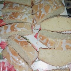 A picture of Lemon Pound Cake.