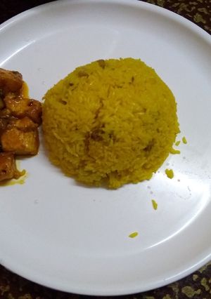 A picture of Basonti pullav.